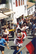Det internationale isl�t dominerer folkefesten i Mijas.