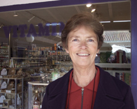 Ingrid Suhr foran butikken i Centro Idea Ingrid Suhr foran butikken i Centro Idea