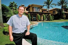 Karsten Trend Poulsens ejendomsm�glerfirma Livingstone Estates st�r st�rkere end nogensinde.
Foto: Poul Frey Sk�tt.