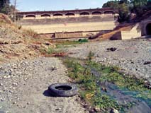 Reservoiret Pantano del Agujero uden for Málaga tærer på de sidste reserver. Reservoiret Pantano del Agujero uden for Málaga tærer på de sidste reserver.