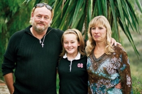 Hanne med sin engelske k�reste Terry og hans yngste datter Lucy.