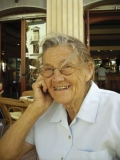 Grete Byrjalsen venter p� retf�rdighed... Hun fylder 80 �r i november. Hvor l�nge skal hun vente? Sagen g�r nu videre til ombudsmanden.