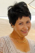 Russiskf�dte Rassima Hasselriis er en af initiativtagerne til en spirituel forening �st for M�laga.