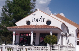 Baren The Point i Nueva Andaluc�a har to gange inden for det seneste �r v�re ramme om en gangsterlikvidering.