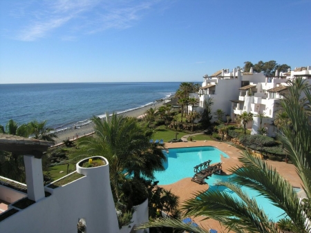 Penthouse lejlighed i Marbella, første linje til Middelhavet Penthouse lejlighed i Marbella, første linje til Middelhavet