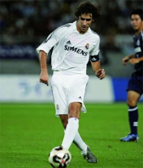 Raul er stadig en af de popul�re spiller i Real Madrid.
